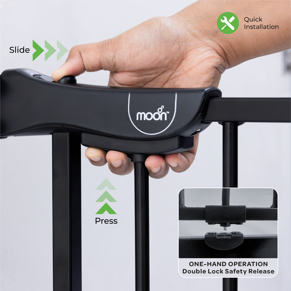 MOON™ Secura Baby Stair Gate - Black - 76-80 cm - Safe and Sturdy for Children and Pets